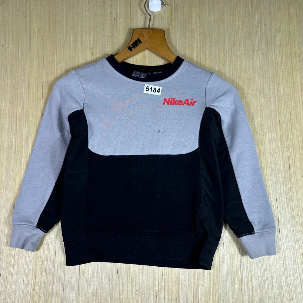 Nike Air Sweatshirt Kids Size 6 Grey Black Red Colorblock Crewneck Long Sleeve